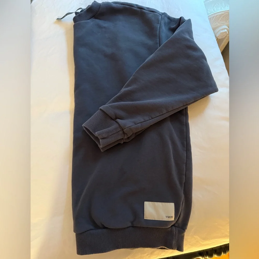 Vuori Restore Oversized Crew - Picture 1 of 5